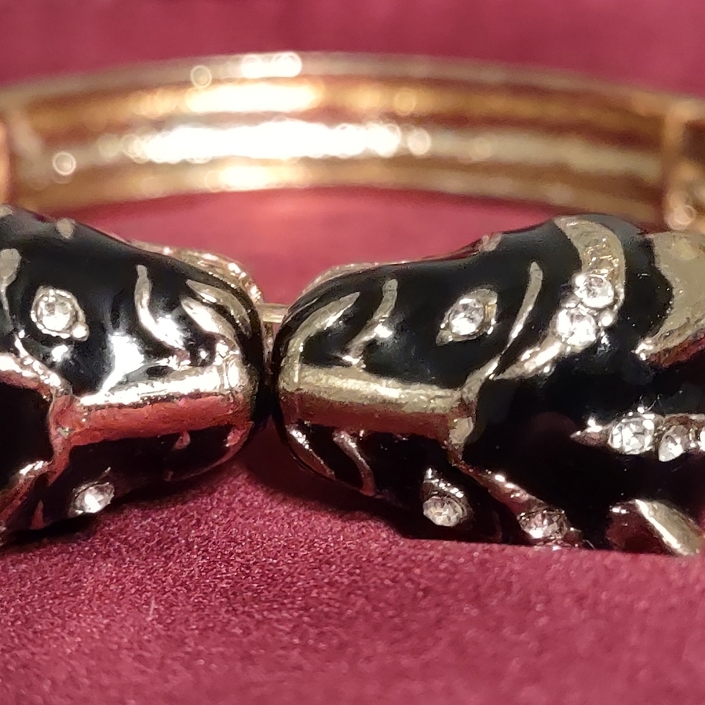 Tiger Bracelet Antique Style Black / Gold